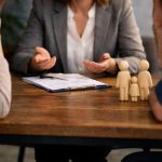 Помощ при домашно насилие